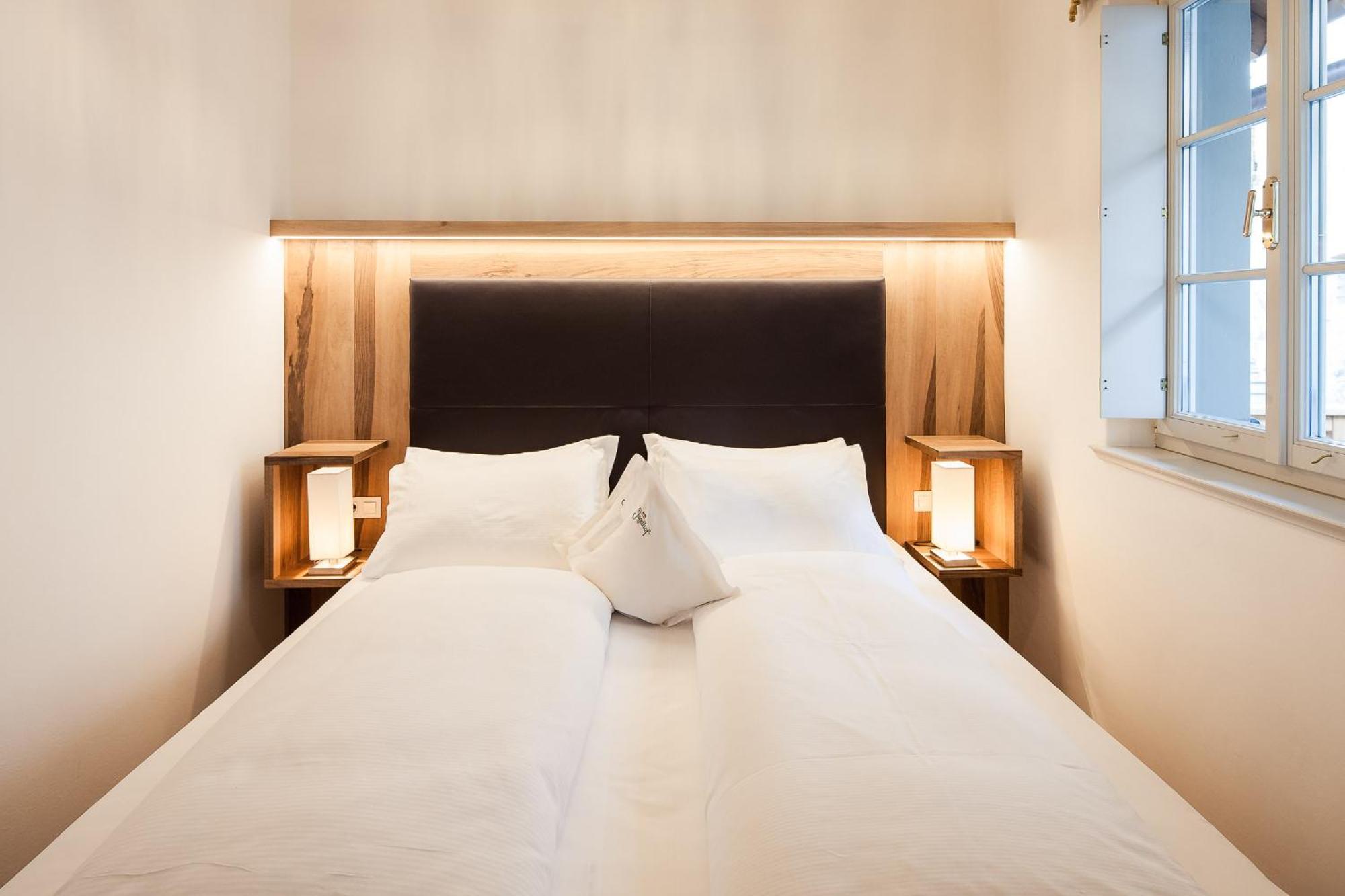 Romantik Hotel Jagdhof Caldaro Exteriör bild