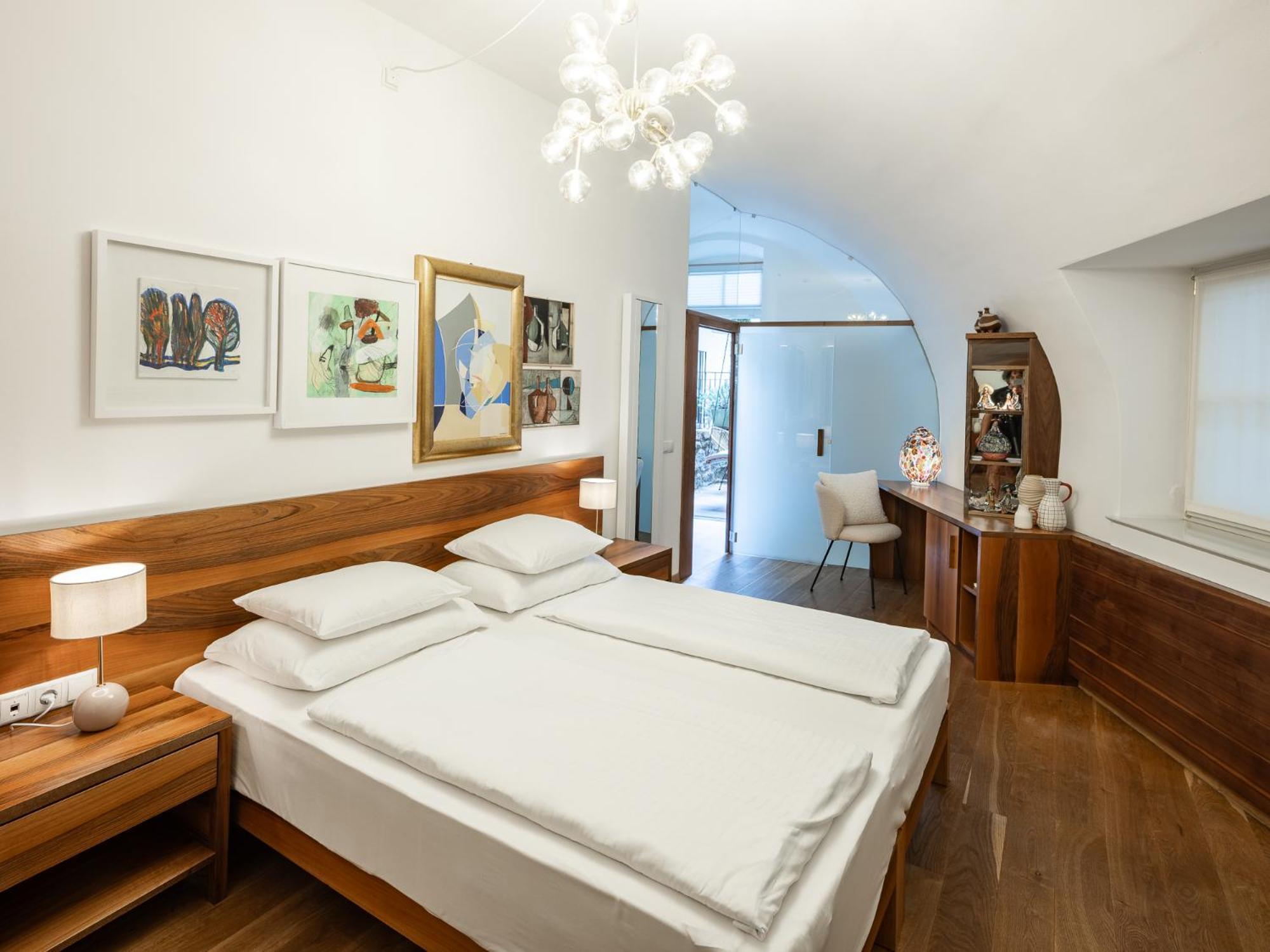 Romantik Hotel Jagdhof Caldaro Exteriör bild